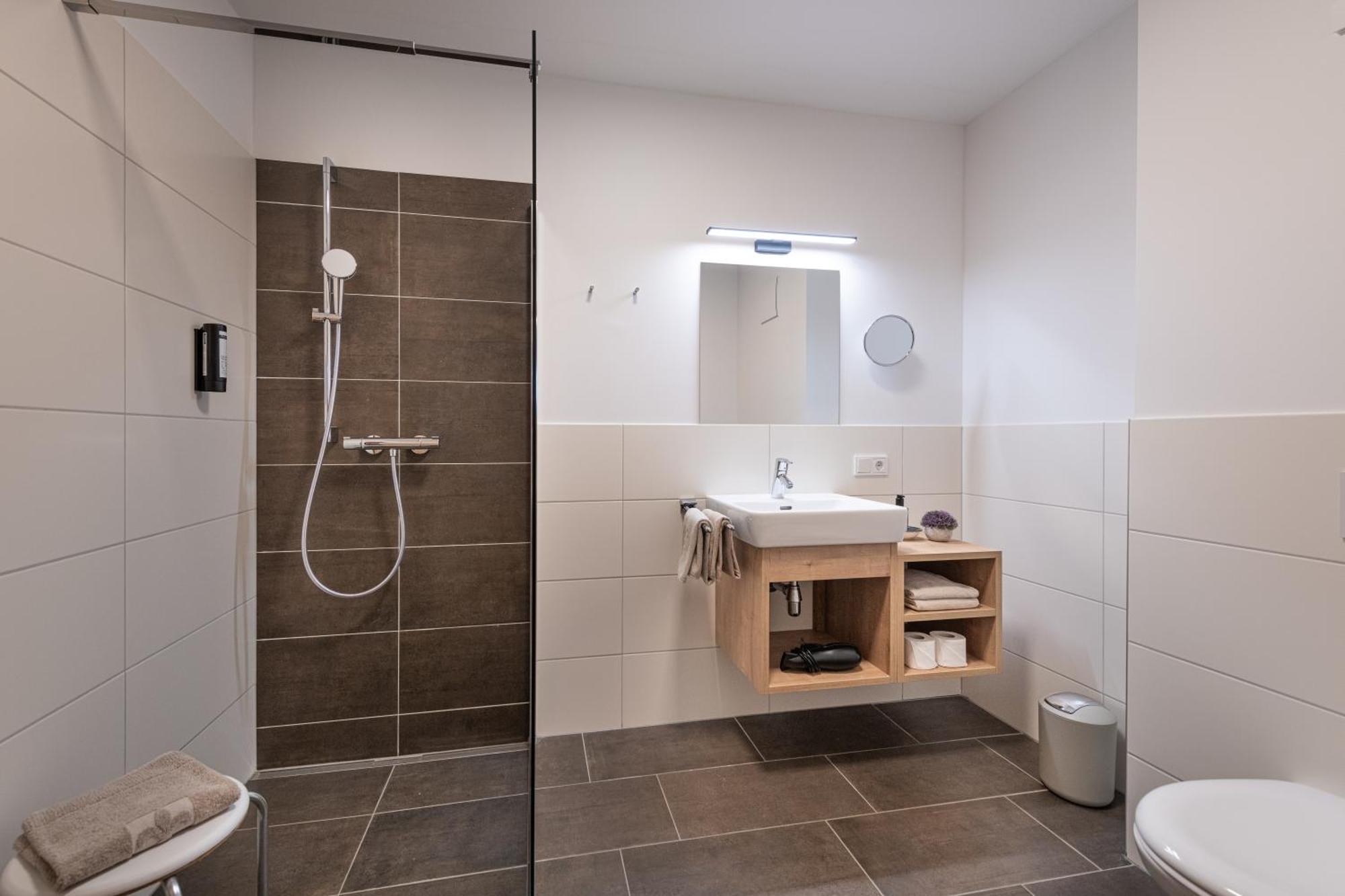 Alpenparks Montana Apartments Matrei in Osttirol Habitación foto